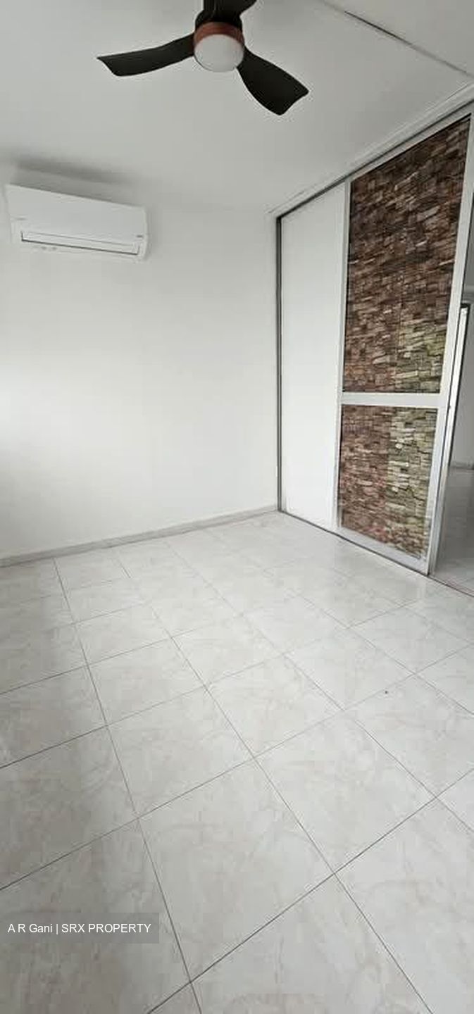 Blk 830 Jurong West Street 81 (Jurong West), HDB Executive #575057441